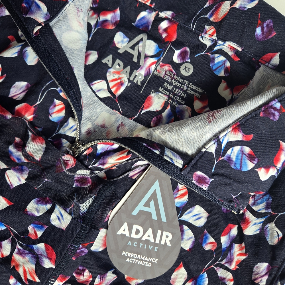 NWT Adair Women's Active Floral Zip-Up Performance Top